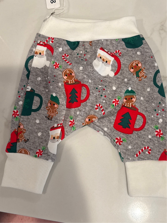 EB Cozy Holiday Mug Jogger