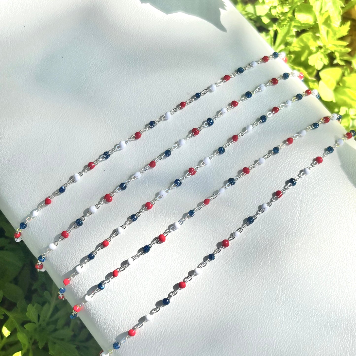 Patriotic chain by the foot