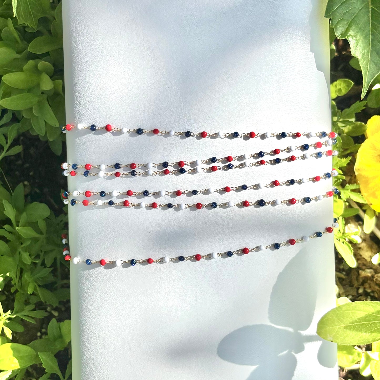 Patriotic chain by the foot