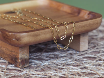 Paper clip chain non-tarnish gold stainless steel small size sold by the foot